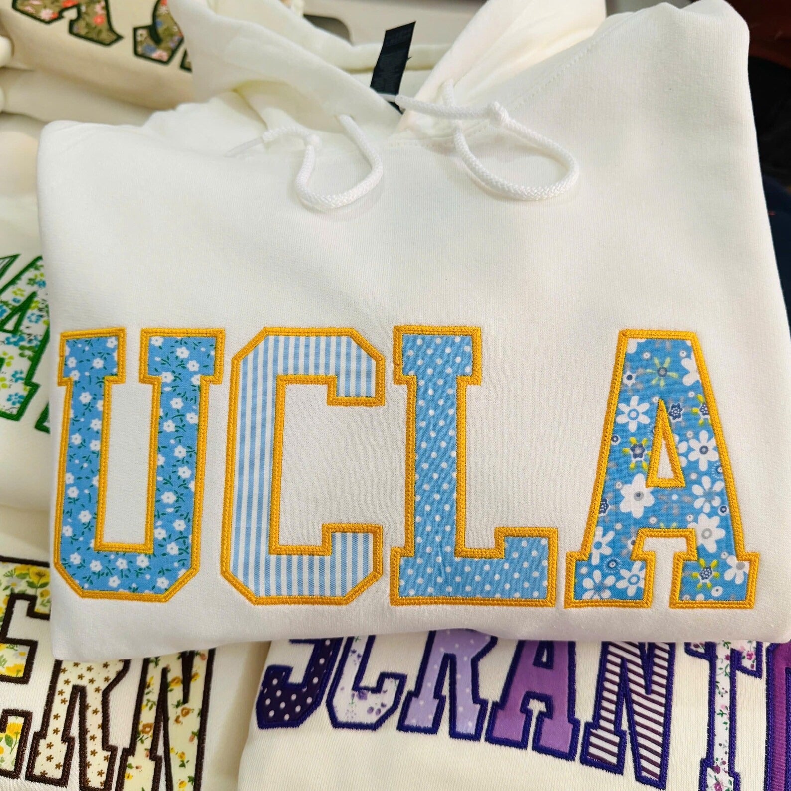 StitchDesignUs Custom College Letter Sweatshirt,Gingham Applique Embroidery Custom Patchwork Embroidered Sweatshirt