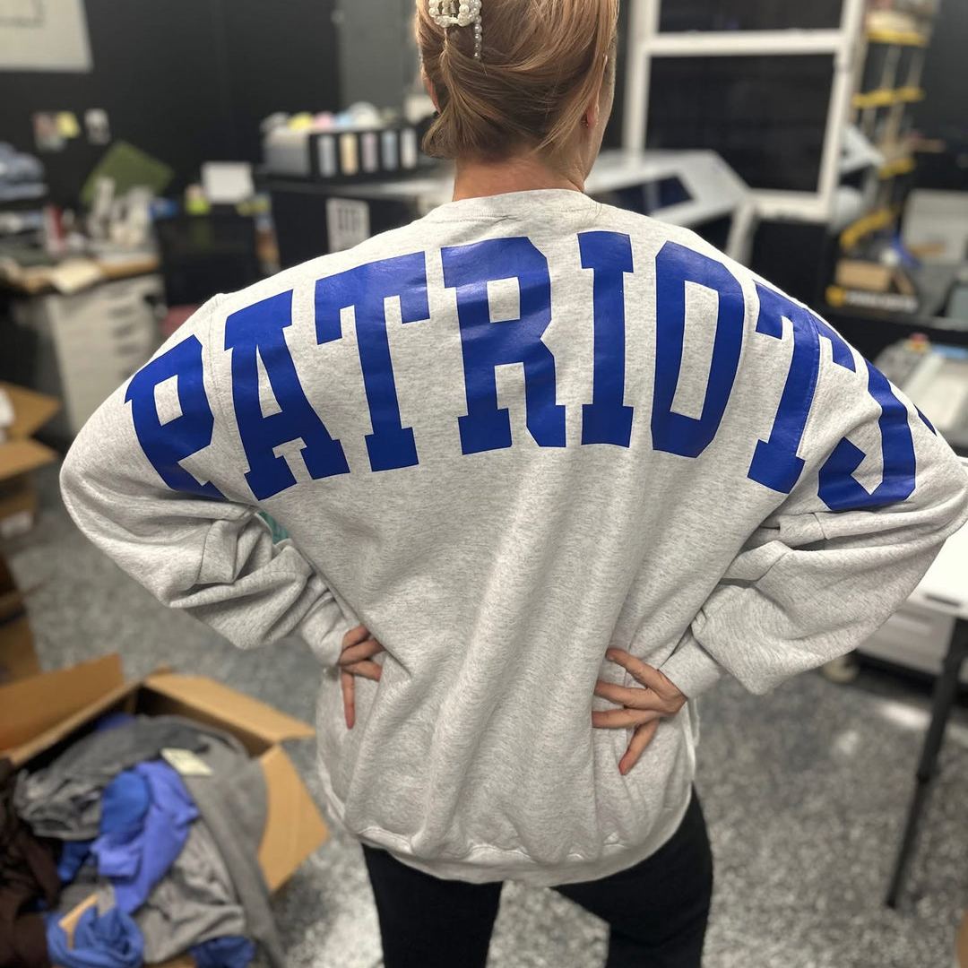StitchDesignUs Solid Custom Back Print Sweatshirt For Sports Fans