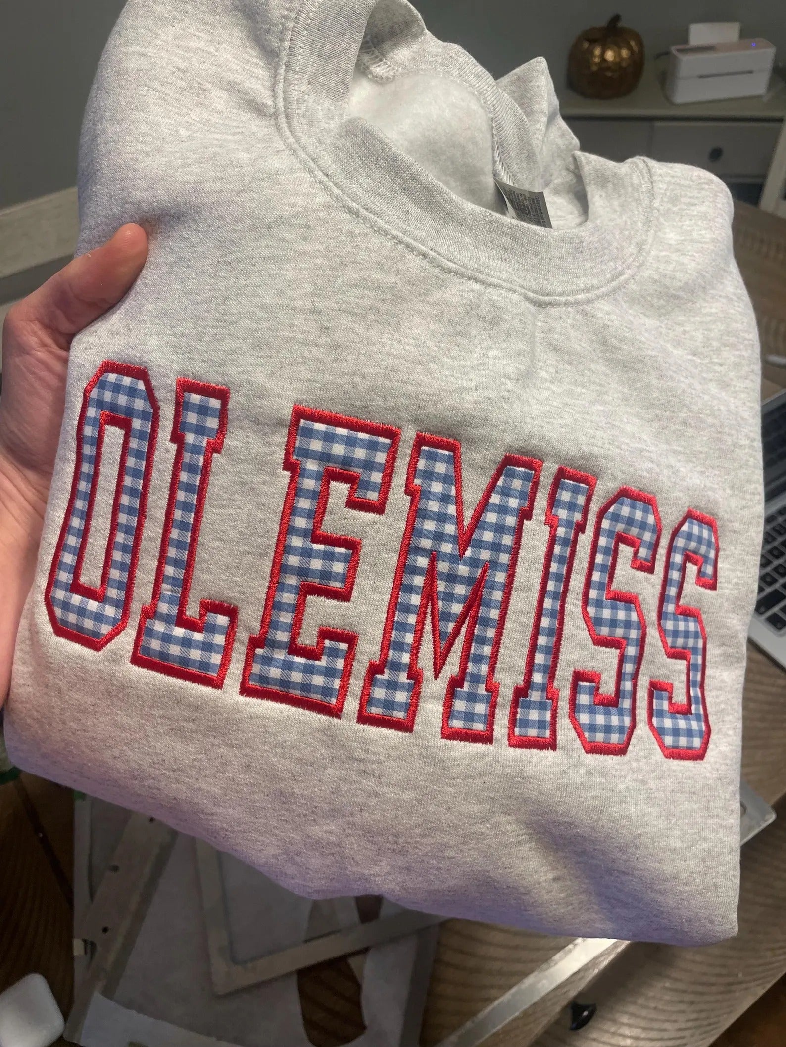 StitchDesignUs Custom Name Gingham Appliqué Embroidered Sweatshirt